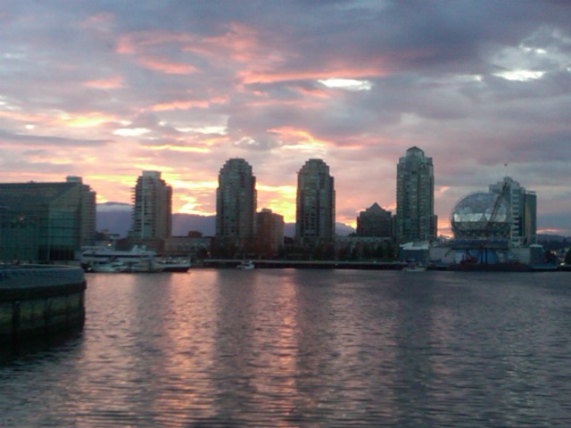 beautiful sky over sciencworld.jpg