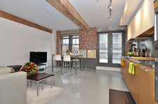 False Creek Condo for sale: The Exchange 1 bedroom 642 sq.ft. (Listed 2012-03-10)