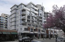 Downtown Condominium for sale:  2 bedroom 840 sq.ft. (Listed 2010-08-23)