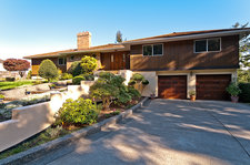Nanoose Bay Single family residence for sale:  Studio 2 sq.ft. (Listed 2009-10-23)