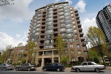 Lower Lonsdale Condo for sale:  2 bedroom 795 sq.ft. (Listed 2012-05-01)
