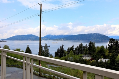 Howe Sound Townhouse for sale:  3 bedroom 2,950 sq.ft.