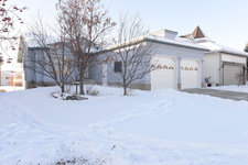 Riverview Cochrane House for sale: 4 bedroom 1,629.67 sq.ft. (Listed 2013-11-21)