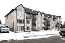 East End Condo for sale: 2 bedroom 1,106.54 sq.ft. (Listed 2014-03-31)
