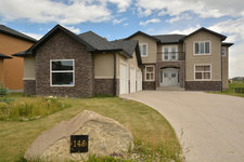 Cochrane Lake House for sale: 4 bedroom 4,224.01 sq.ft. (Listed 2014-07-22)