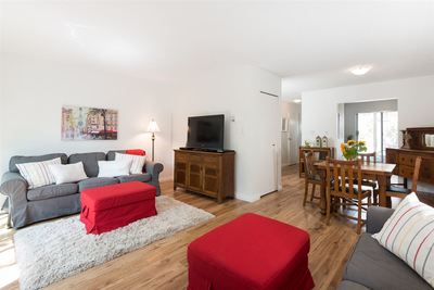 Central Lonsdale Townhouse for sale: 3 bedroom 1,141 sq.ft. (Listed 2016-07-22)