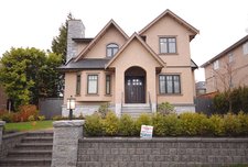 Kitsilano House for sale:  7 bedroom 4,457 sq.ft. (Listed 2012-05-07)