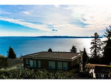 White Rock House for sale: OCEAN VIEW MARINE DRIVE SOUTH 6 bedroom 4,241 sq.ft. (Listed 2014-04-30)