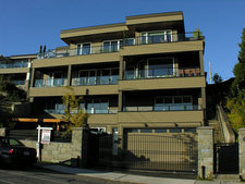 MARINE DRIVE WEST House for sale:  5 bedroom 5,833 sq.ft. (Listed 2011-10-17)
