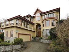 Oak Bay House for sale: 4 bedroom 5,110 sq.ft.
