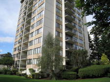 Highgate Apartment Unit for sale: Kingsbury 2 bedroom 780 sqft (Listed 2008-09-26)