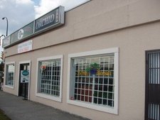 Renfrew Commercial for sale:  6 bedroom 5100 sqft (Listed 2008-01-15)