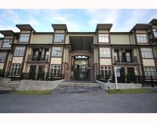 Central Park  Townhouse for sale: DECORUS 1 bedroom 611 sq.ft. (Listed 2012-02-02)