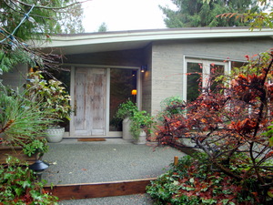 Sentinel Hill House for sale:  4 bedroom 2,628 sq.ft. (Listed 2011-11-14)