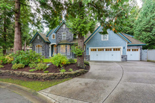 Elgin Chantrell House for sale: 4 bedroom 3,802 sq.ft. (Listed 2014-11-06)
