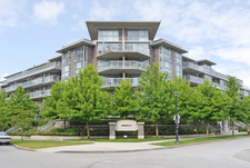 McLennan North Condo for sale: 3 bedroom 1,150 sq.ft. (Listed 2017-06-16)