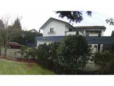 Broadmoor House for sale:  4 bedroom 4,188 sq.ft. (Listed 2011-11-26)