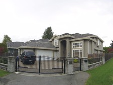 Saunders House for sale:  5 bedroom 3,604 sq.ft. (Listed 2010-04-15)