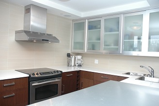 502 Hycroft Towers renovated suite