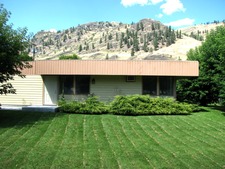 Midway BC commercial business office building MLS listing for sale by Jennifer Brock Macdonald Realty Okanagan South Kootenay Boundary