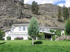 Midway House on Acreage for sale:  4 bedroom 3278 sqft (Listed 2007-11-07)