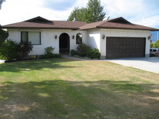 Osoyoos BC Lakeview House for sale by Jennifer Brock of Macdonald Realty Okanagan South