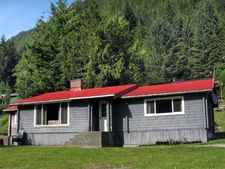 Ocean Falls Oceanview Home for sale:  3 bedroom  (Listed 2010-05-25)