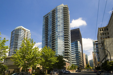 Coal Harbour Apartment for sale: Cielo - Coal Harbour 2 bedroom 1,276 sq.ft. (Listed 2013-09-16)