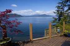 Howe Sound House for sale:  5 bedroom 3,030 sq.ft. (Listed 2010-07-20)