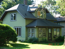 Litchfield 1 1/2 story for sale:  2 bedroom 830 sq.ft. (Listed 2011-09-02)