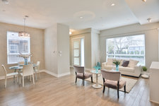 KNIGHT 1/2 Duplex for sale: 3 bedroom 1,286.70 sq.ft. (Listed 2013-04-09)