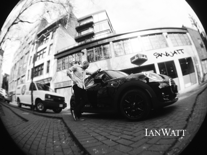 Mini Ian Watt Beastie Bones IanWatt Ubertor.jpg