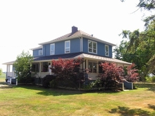 Ladner House & Acreage for sale:  3 bedroom  Hardwood Floors 2,030 sq.ft. (Listed 2011-08-22)