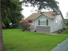 East Richmond House & Acreage for sale:  3 bedroom 1,260 sq.ft. (Listed 2010-05-27)