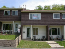 Kitchener Condominium for sale:  3 bedroom 1,150 sq.ft. (Listed 2010-05-17)