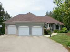 Cambridge 1.5 Storey for sale:  6 bedroom 3,200 sq.ft. (Listed 2010-05-21)