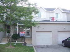 East Galt 2+STR for sale:  3 bedroom 1,305 sq.ft. (Listed 2010-08-11)