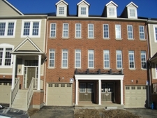 Burlington Townhouse for sale:  3 bedroom 1,763 sq.ft. (Listed 2011-10-07)