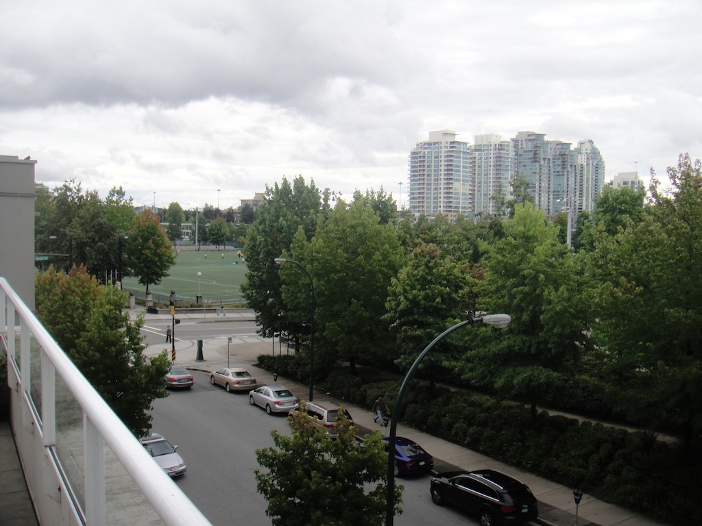 (CrosstownCondos.com) #21 - 550 Taylor Street Townhouse Roof-Top Patio by Jay McInnes #5