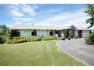 Georgian Estates House for sale: 4 bedroom 2,187 sq.ft. (Listed 2017-06-22)