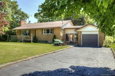 Carlisle Detached home for sale: 3+1 Stainless Steel Appliances, Granite Countertop, Tile Backsplash, Hardwood Floors, Plush Carpet (Listed 2014-06-24)