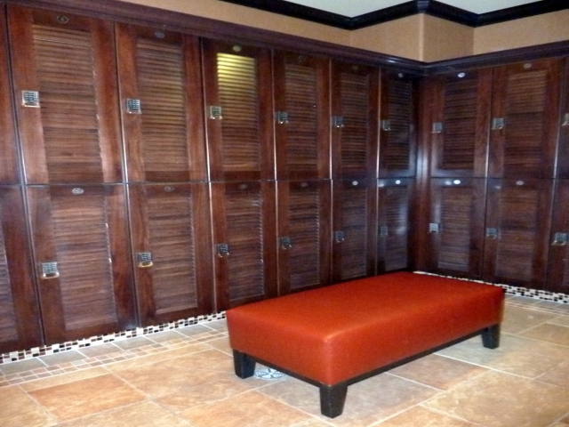 ClubAtMadeira locker rm.jpg