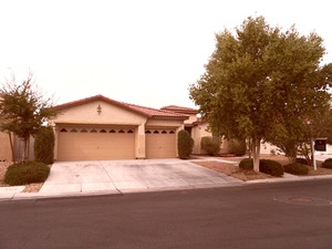 Las Vegas House for sale:  3 bedroom 2,001 sq.ft. (Listed 2012-01-06)