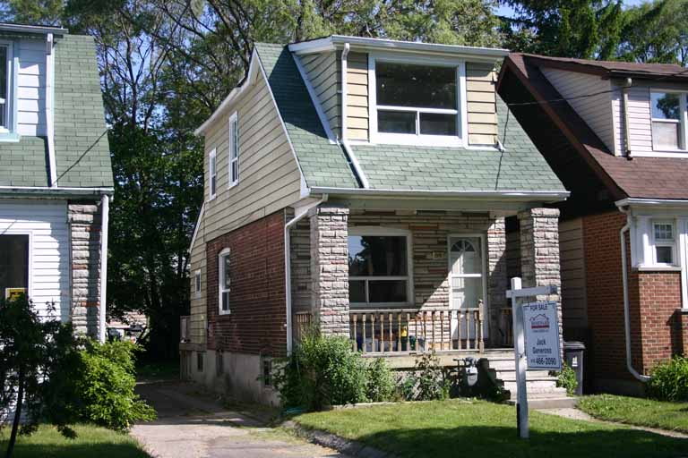 38 Frater Ave