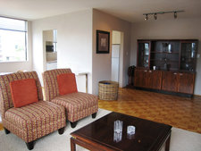 Ambleside Condo for sale:  2 bedroom 1,020 sq.ft. (Listed 2010-06-16)