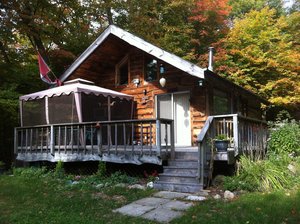 Cottage for sale on Neighhick Lake: 2 bedroom 500 sq.ft. on Ahmic Lake / Lake Cecebe Waterway