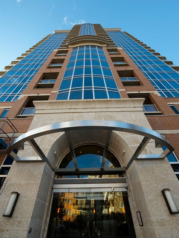 1808 817 15 Ave SW, Calgary, AB, T2R 0H8, Canada