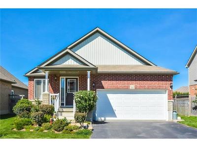 Victoria Park House for sale: 3 bedroom 1,294 sq.ft. (Listed 2016-09-16)