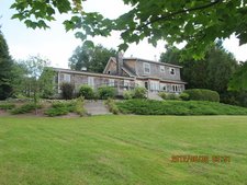 Upper Kingsclear House for sale: 4 bedroom 2,500 sq.ft. (Listed 2012-07-30)