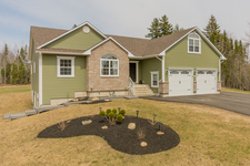Killarney House for sale: 4 bedroom 3,000 sq.ft. (Listed 2016-04-28)